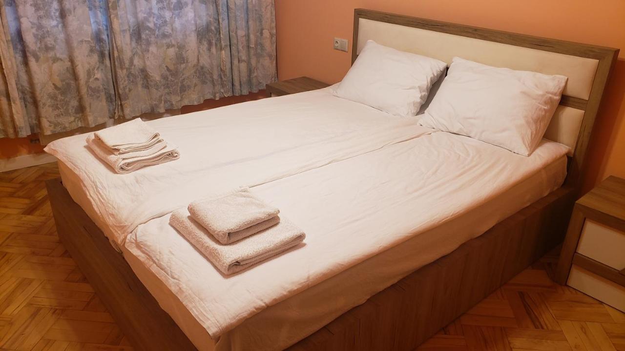 Lovely Apartment Tbilisi Buitenkant foto